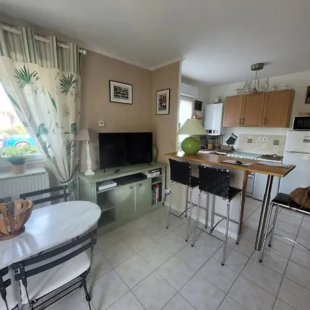 Le Papé logement meublé tourisme 3 étoiles Villers-sur-Mer Extérieur photo